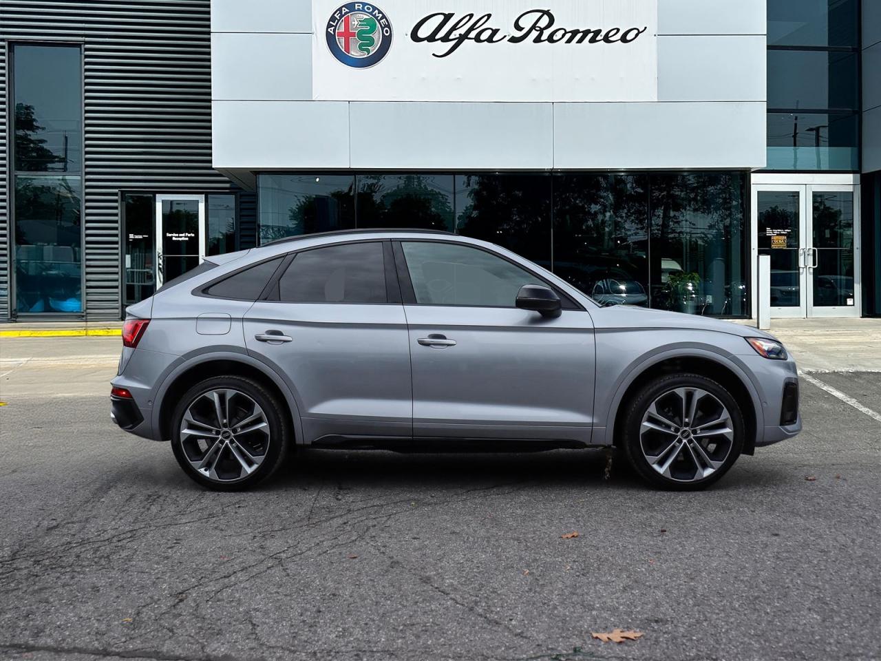 2022 Audi SQ5 Sportback 3.0T Technik quattro 8sp Tiptronic Photo