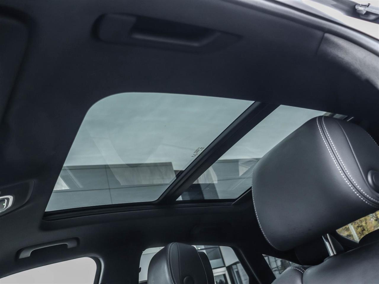 2022 Audi SQ5 Sportback 3.0T Technik quattro 8sp Tiptronic Photo