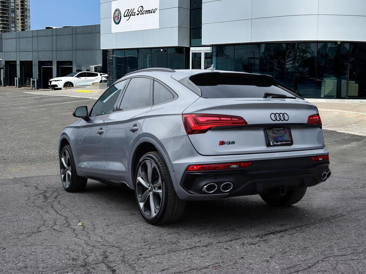 2022 Audi SQ5 Sportback 3.0T Technik quattro 8sp Tiptronic Photo