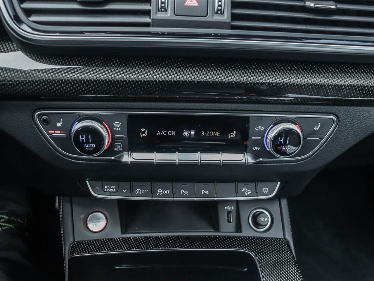 2022 Audi SQ5 Sportback 3.0T Technik quattro 8sp Tiptronic Photo