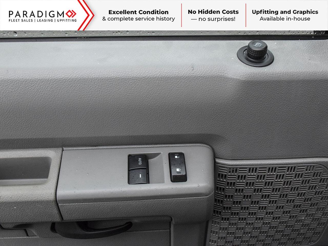 2015 Ford E-450 BUCKET TRUCK Photo