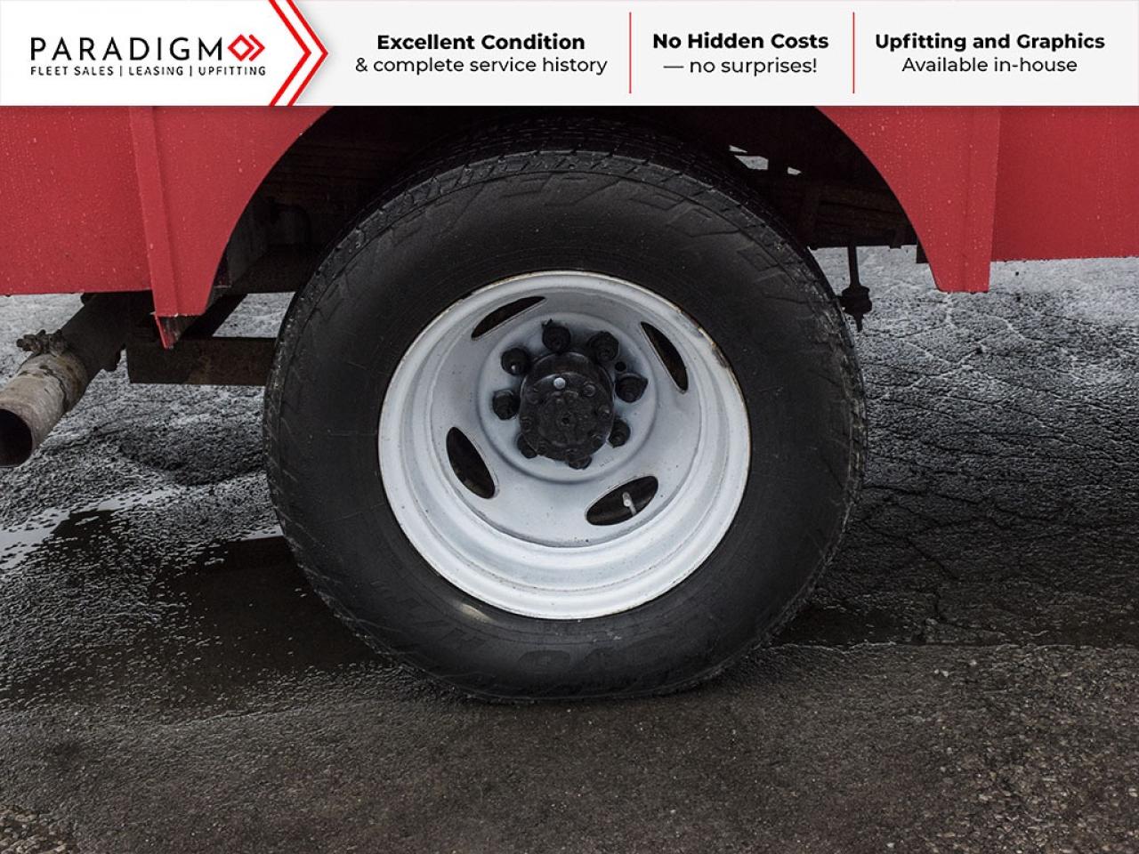 2015 Ford E-450 BUCKET TRUCK Photo