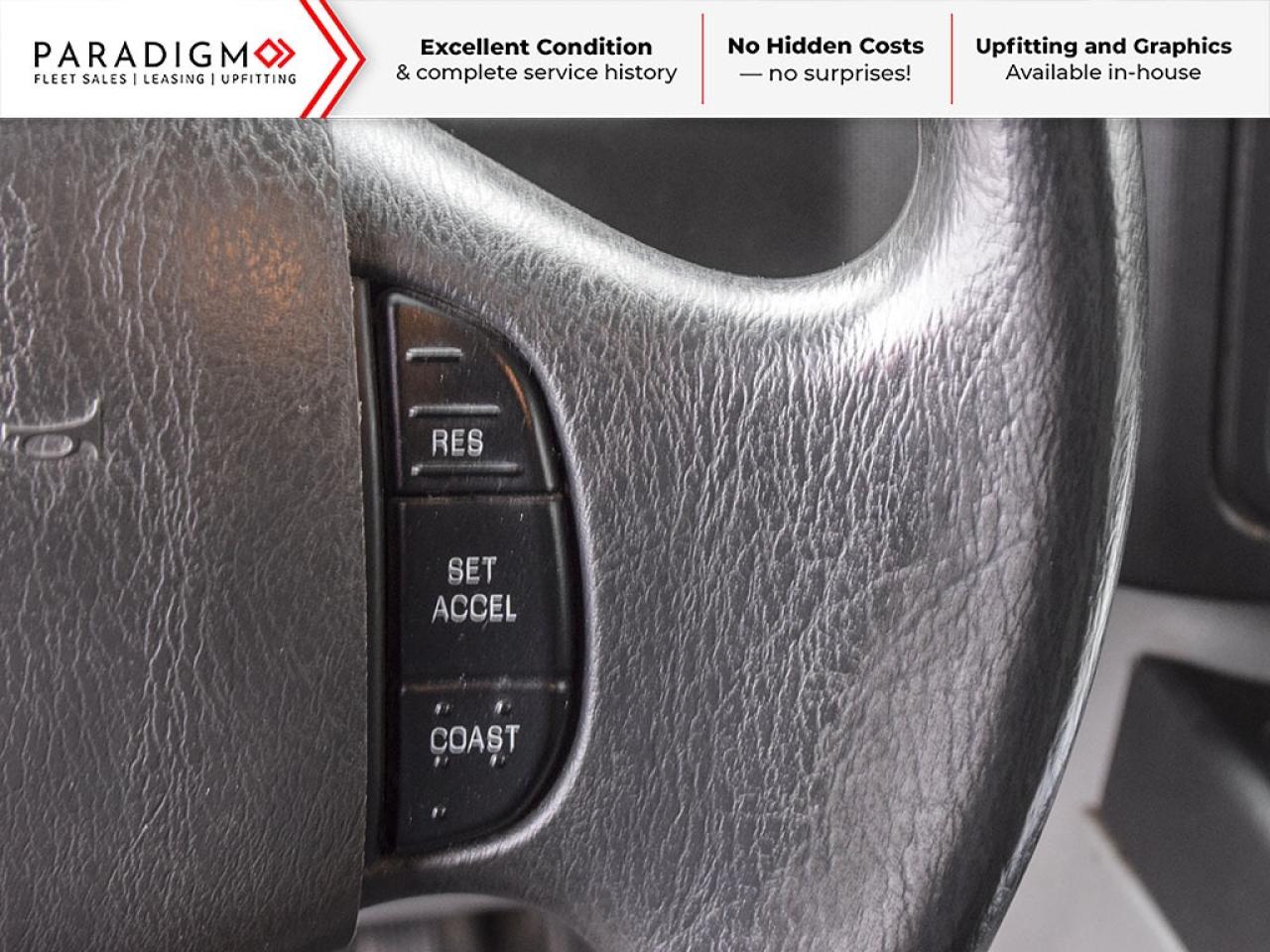 2015 Ford E-450 BUCKET TRUCK Photo