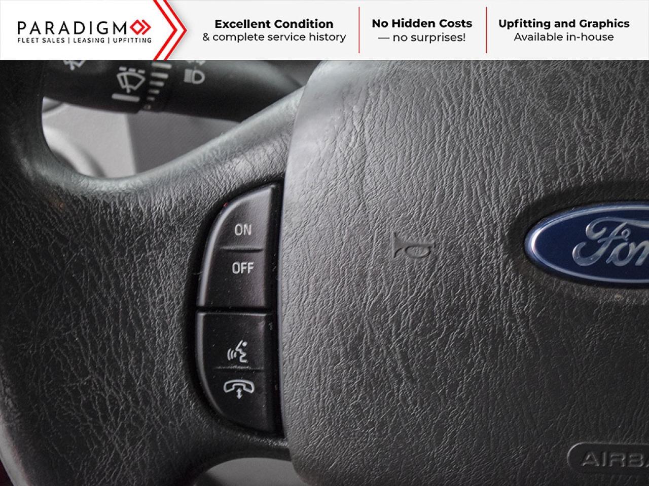 2015 Ford E-450 BUCKET TRUCK Photo