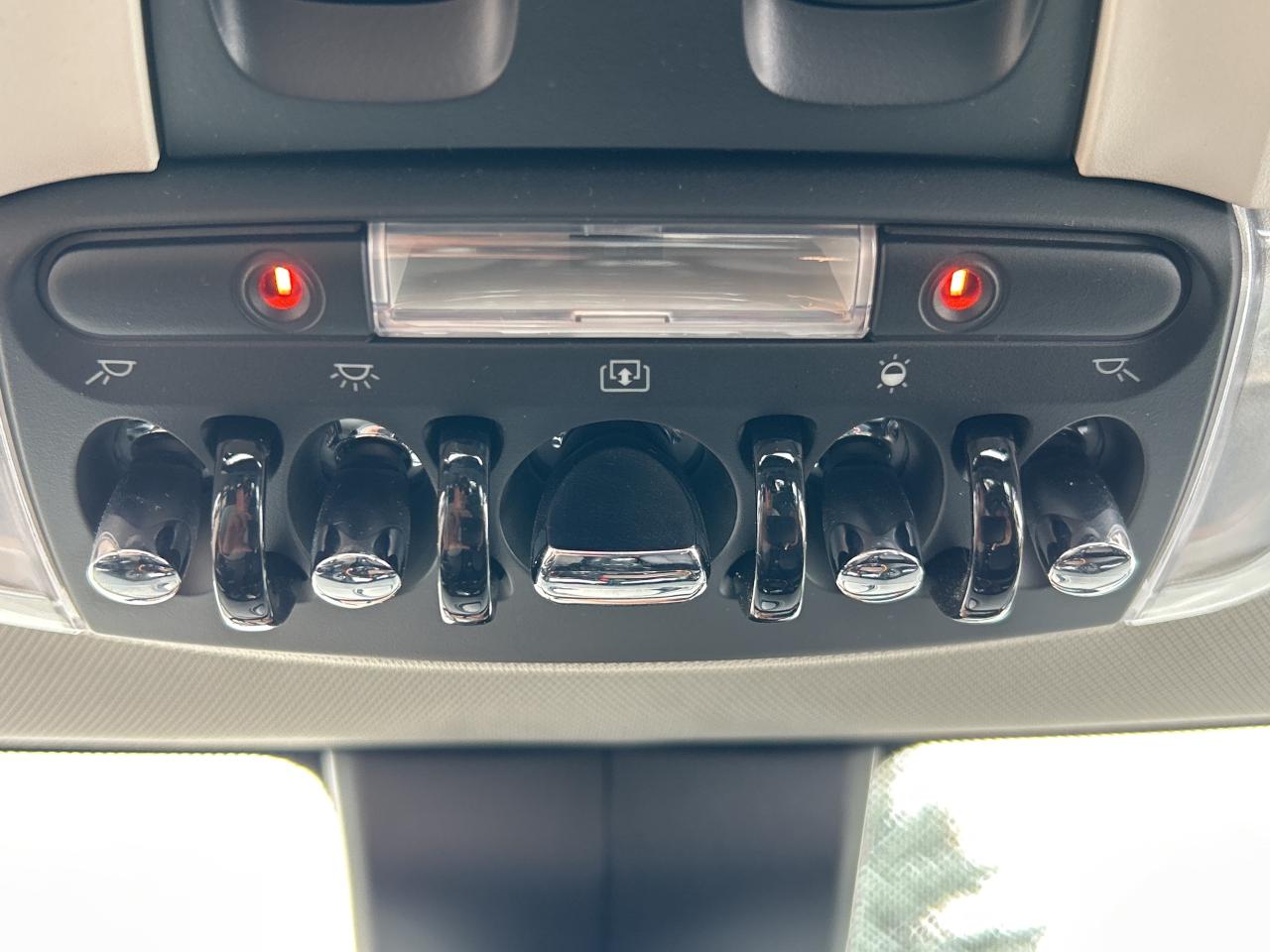 2024 MINI 5 Door PREMIER LINE 2.0, NAVI, CARPLAY, PANO ROOF, Photo