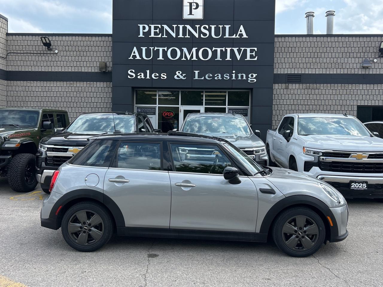 2024 MINI 5 Door PREMIER LINE 2.0, NAVI, CARPLAY, PANO ROOF, Photo2