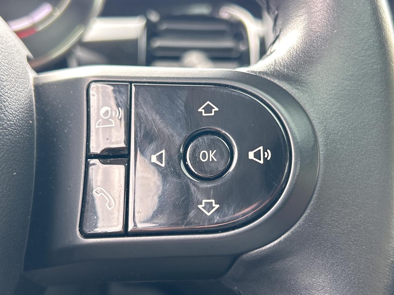 2024 MINI 5 Door PREMIER LINE 2.0, NAVI, CARPLAY, PANO ROOF, Photo