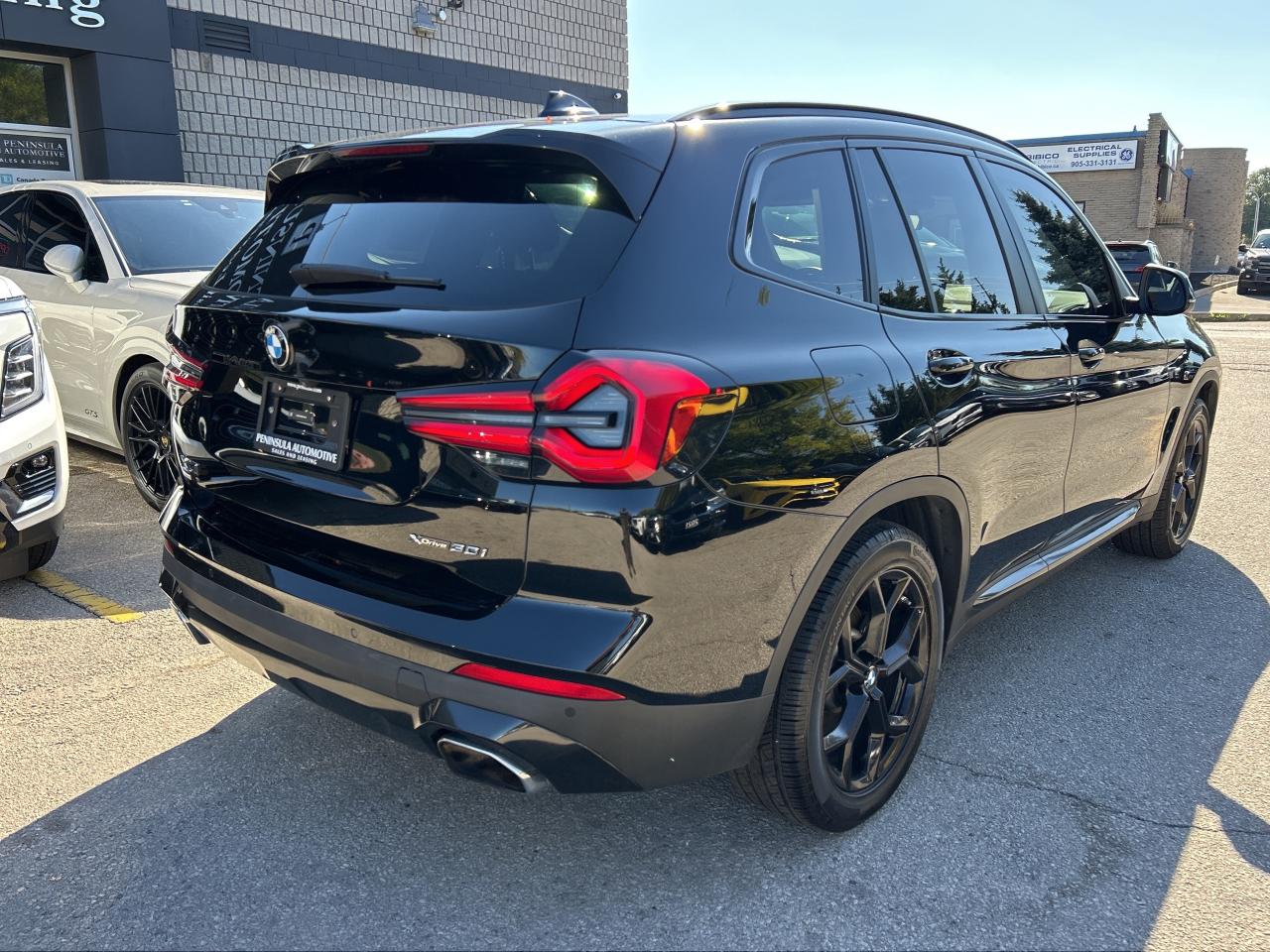 2024 BMW X3 AMBIENT LIGHT,PANOROOF, CARPLAY,NAVI,NEW TIRES Photo