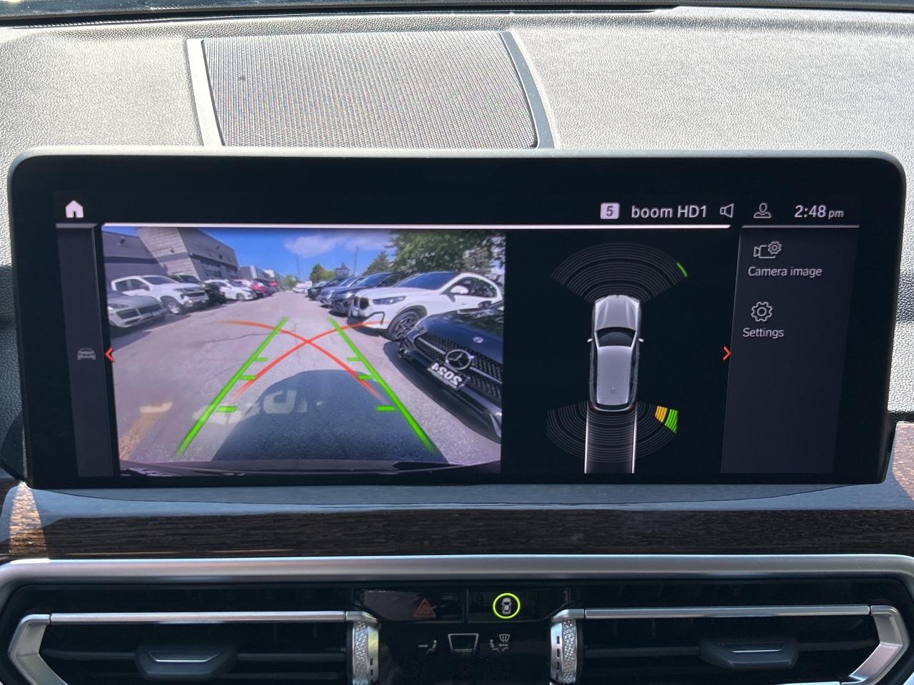 2024 BMW X3 AMBIENT LIGHT,PANOROOF, CARPLAY,NAVI,NEW TIRES Photo