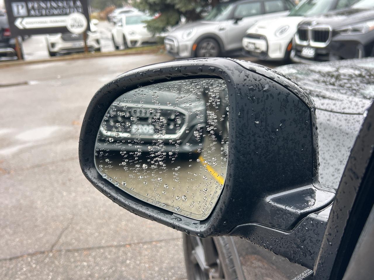 2024 BMW X3 AMBIENT LIGHT,PANOROOF, CARPLAY,NAVI,NEW TIRES Photo