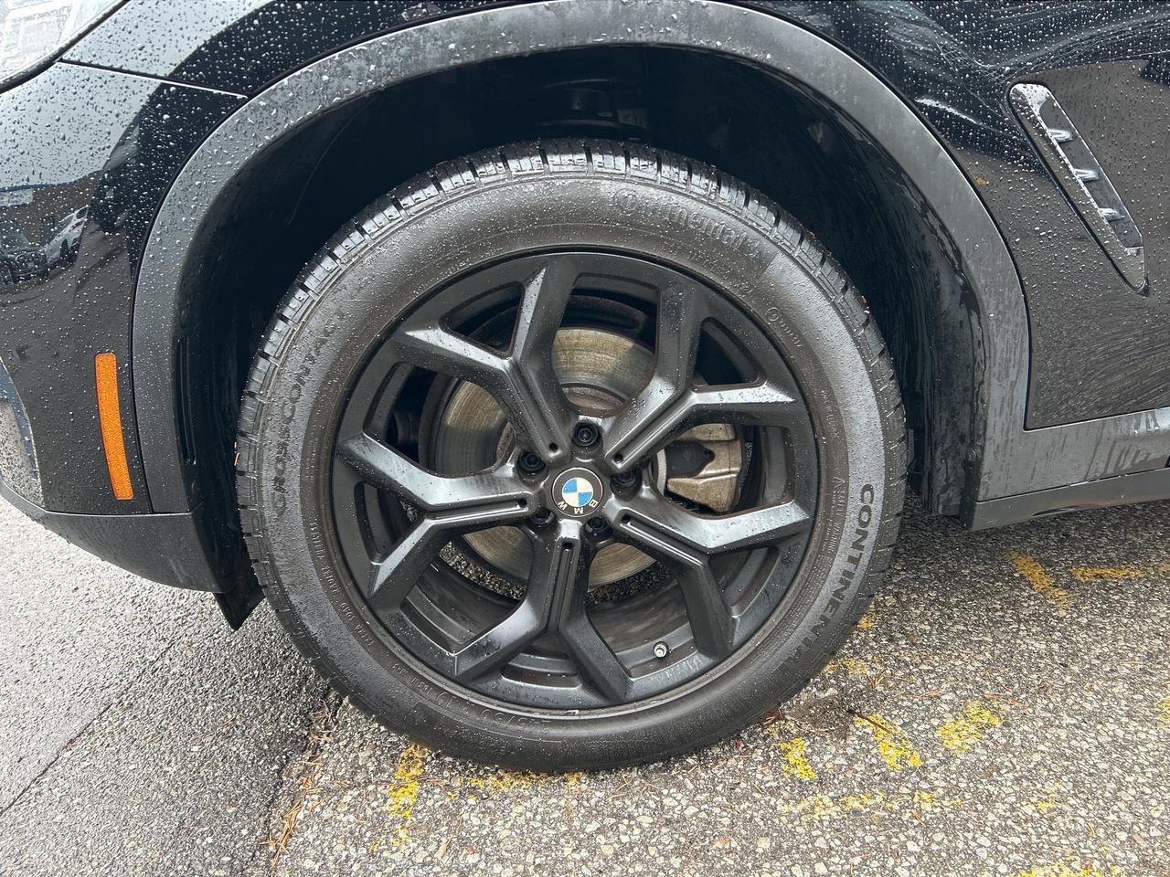 2024 BMW X3 AMBIENT LIGHT,PANOROOF, CARPLAY,NAVI,NEW TIRES Photo