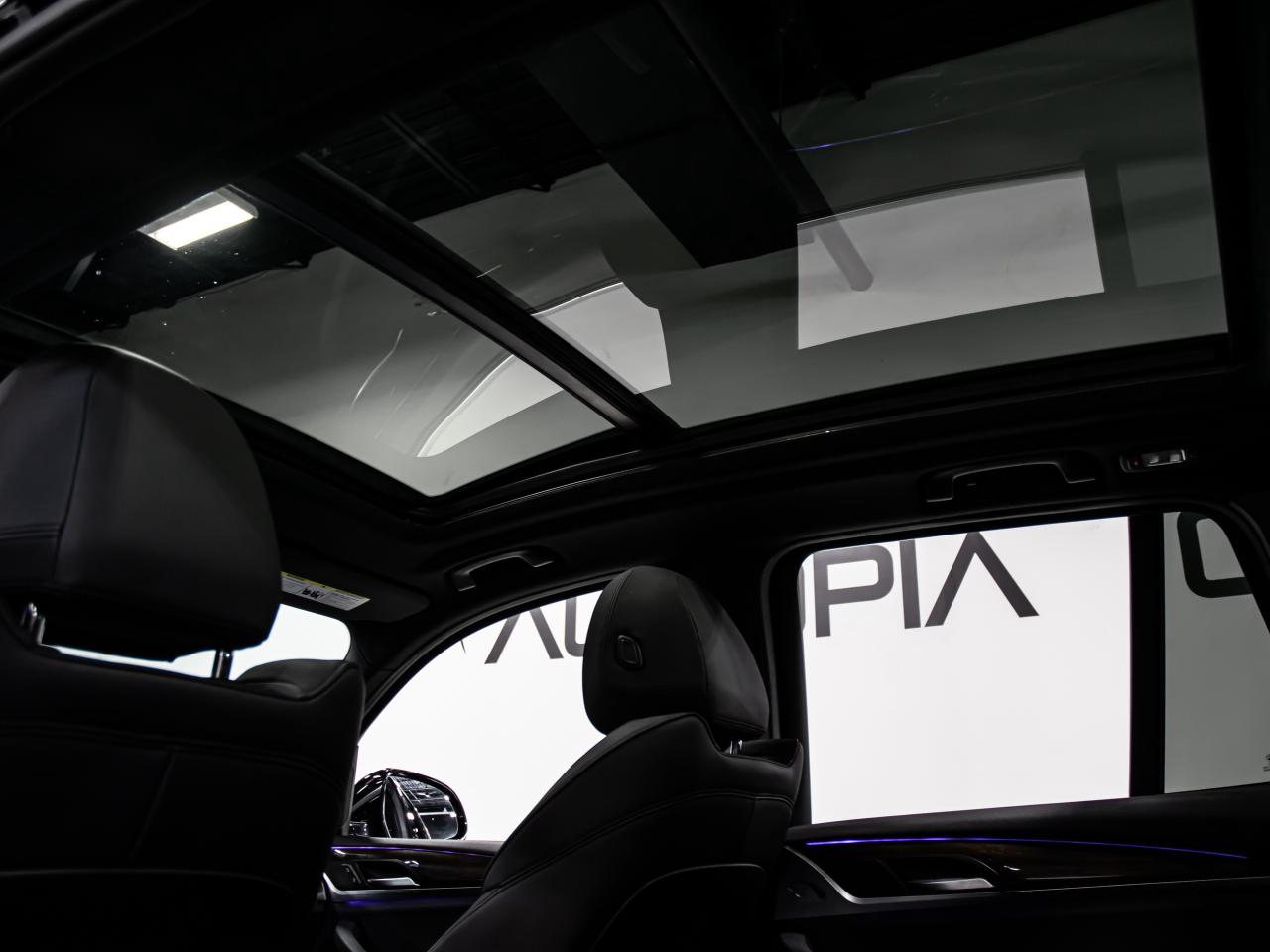 2019 BMW X3 xDrive30i PREMUM ESSENTIAL BLIND SPOTS NAVIGATION Photo