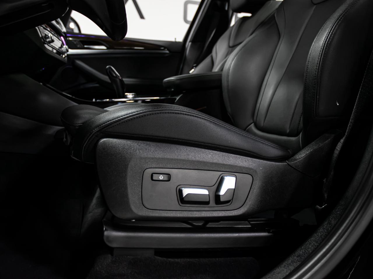 2019 BMW X3 xDrive30i PREMUM ESSENTIAL BLIND SPOTS NAVIGATION Photo