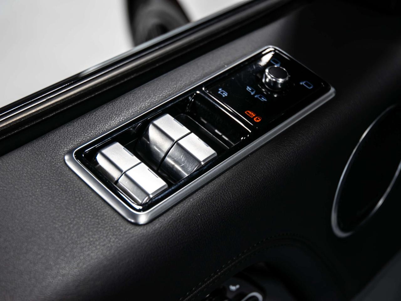 2022 Land Rover Range Rover HSE Westminster EDITION V6 Turbo Luxury SUV AWD Photo