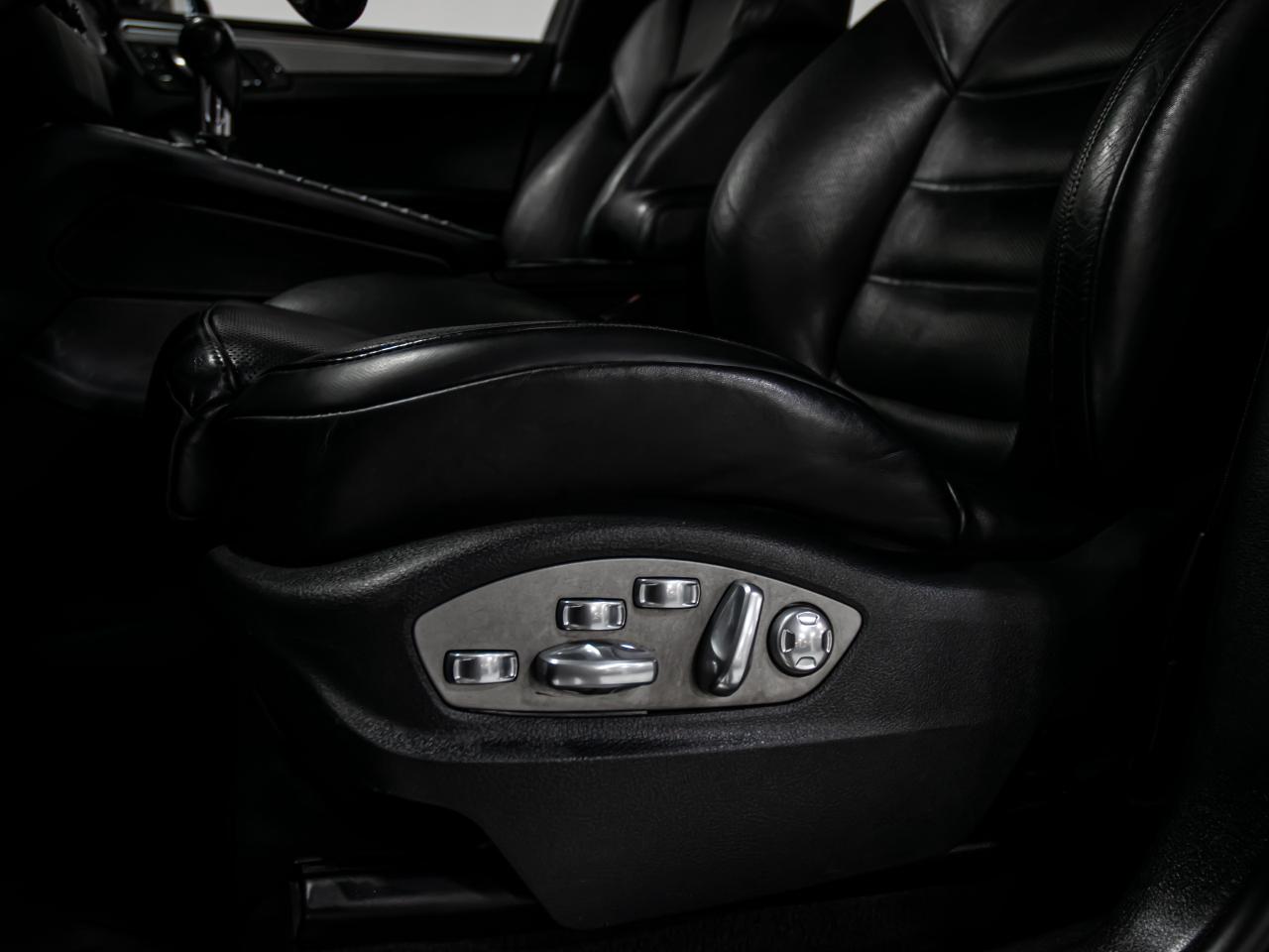 2016 Porsche Macan AWD TURBO BLIND SPOTS NAVI BOSE SOUND SYSTEM Photo