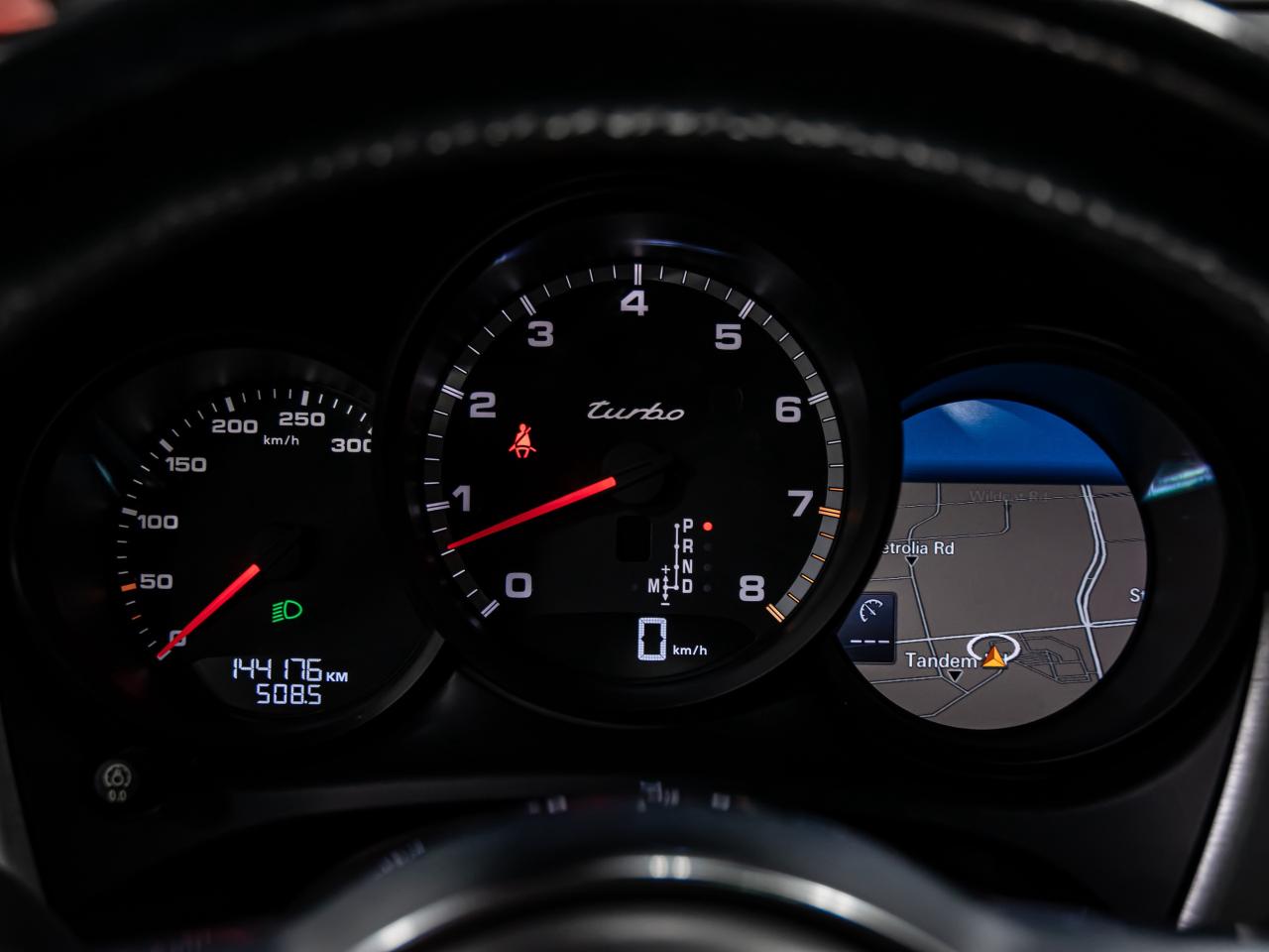 2016 Porsche Macan AWD TURBO BLIND SPOTS NAVI BOSE SOUND SYSTEM Photo