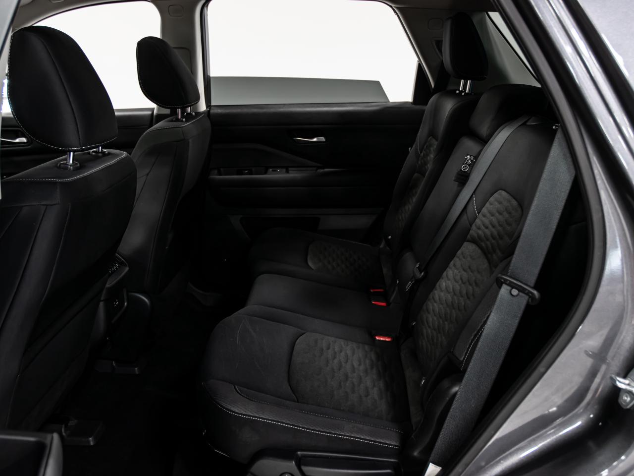 2022 Nissan Pathfinder SV 4WD BLIND SPOTS REAR 8 PASSENGER  VIEW CAMERA Photo