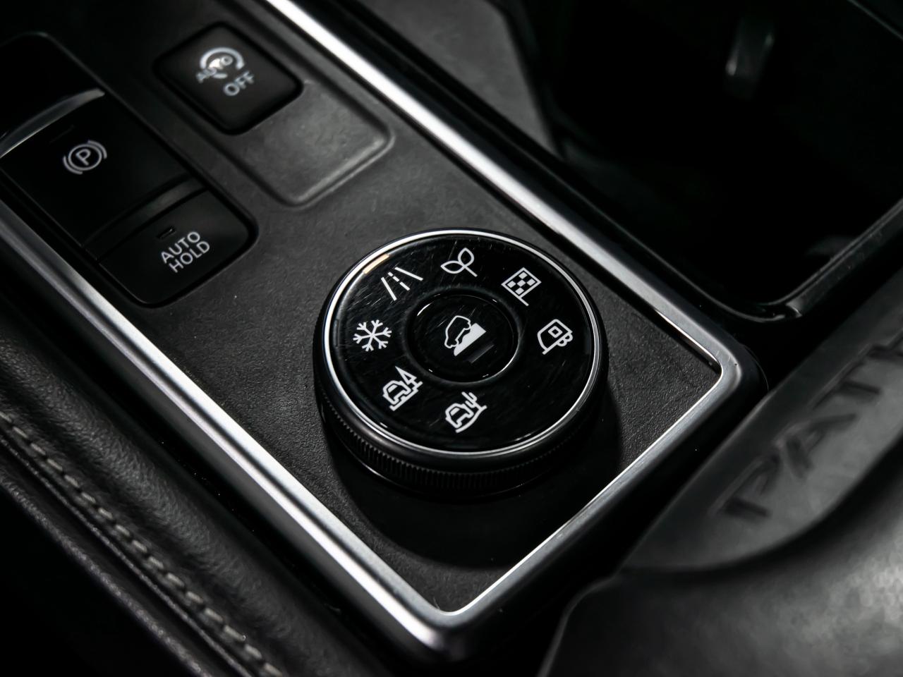 2022 Nissan Pathfinder SV 4WD BLIND SPOTS REAR 8 PASSENGER  VIEW CAMERA Photo