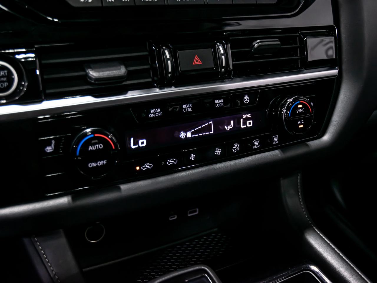 2022 Nissan Pathfinder SV 4WD BLIND SPOTS REAR 8 PASSENGER  VIEW CAMERA Photo