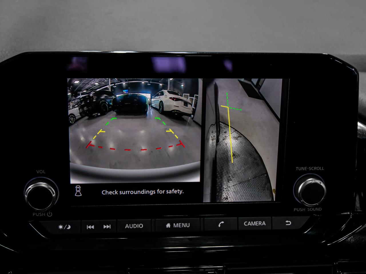 2022 Nissan Pathfinder SV 4WD BLIND SPOTS REAR 8 PASSENGER  VIEW CAMERA Photo