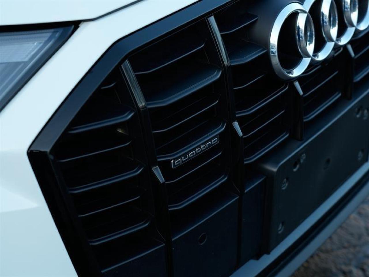 2022 Audi Q7 45 2.0T Komfort quattro 8sp Tiptronic Photo