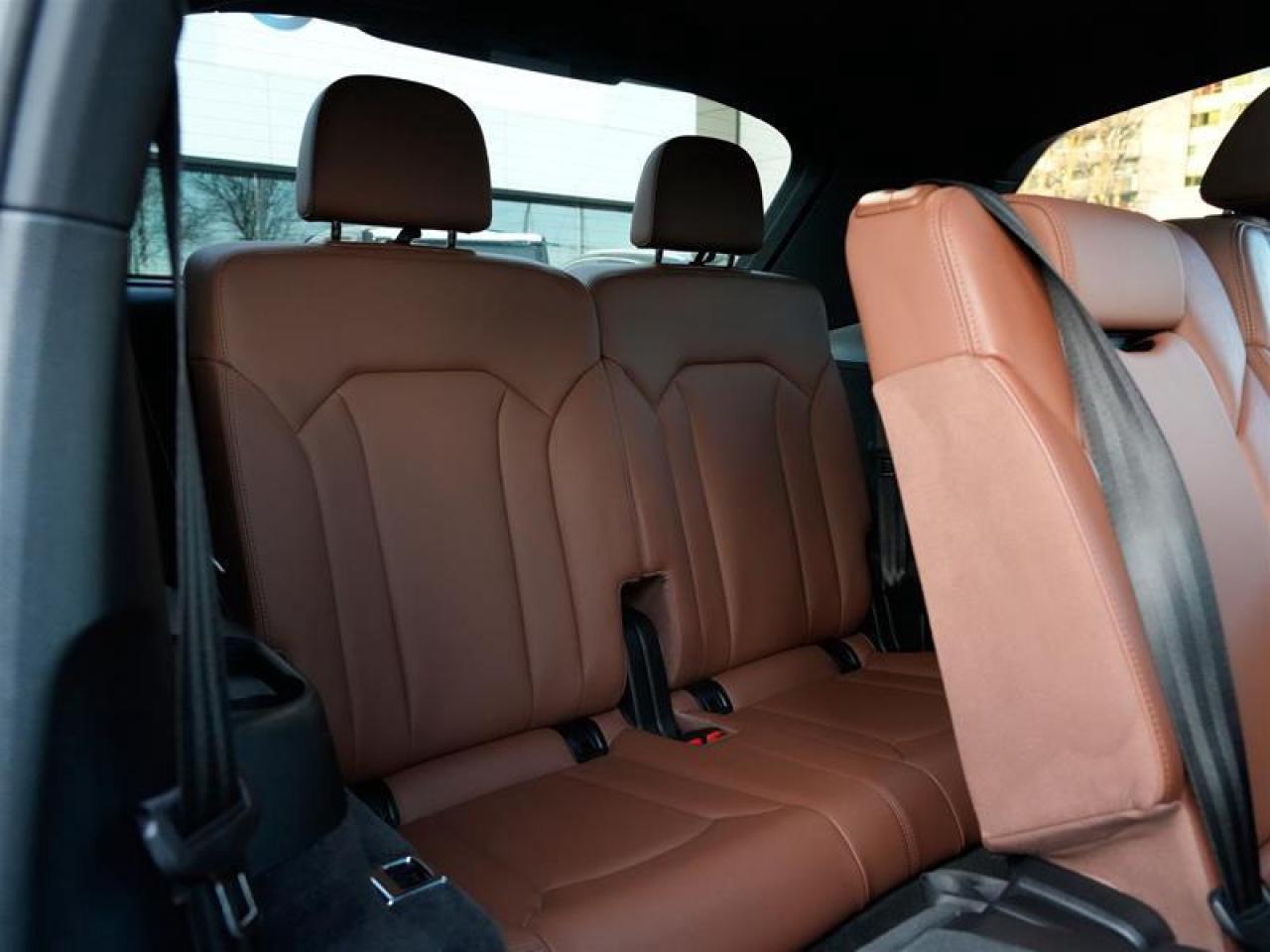 2022 Audi Q7 45 2.0T Komfort quattro 8sp Tiptronic Photo