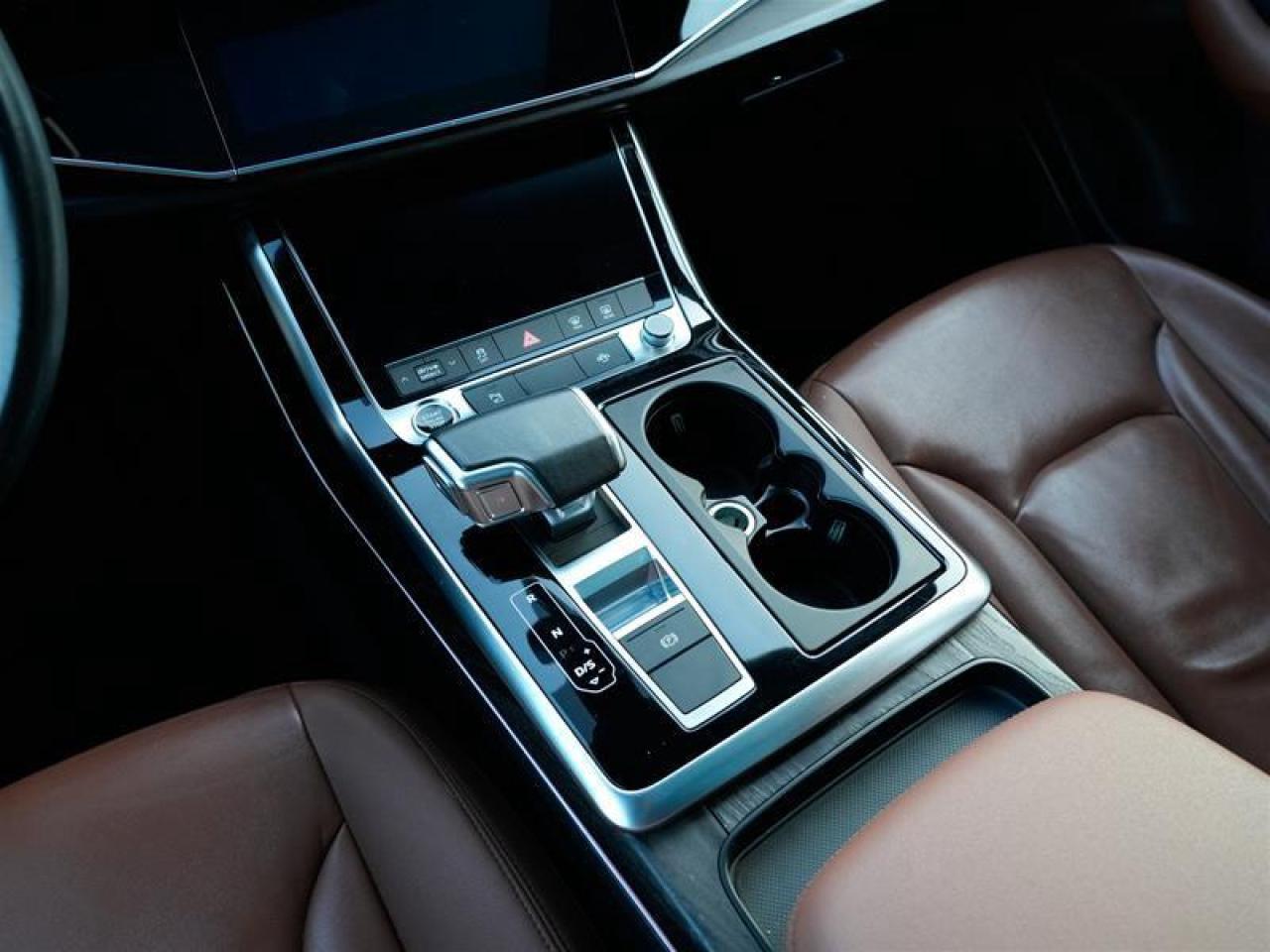 2022 Audi Q7 45 2.0T Komfort quattro 8sp Tiptronic Photo