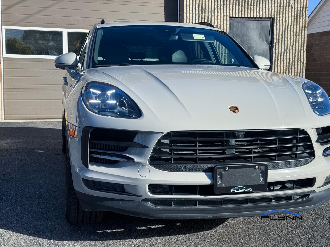 2020 Porsche Macan S CHALK, One Owner, Porsche Ext Warranty! Photo