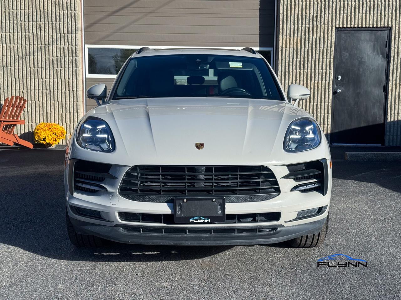 2020 Porsche Macan S CHALK, One Owner, Porsche Ext Warranty! Photo
