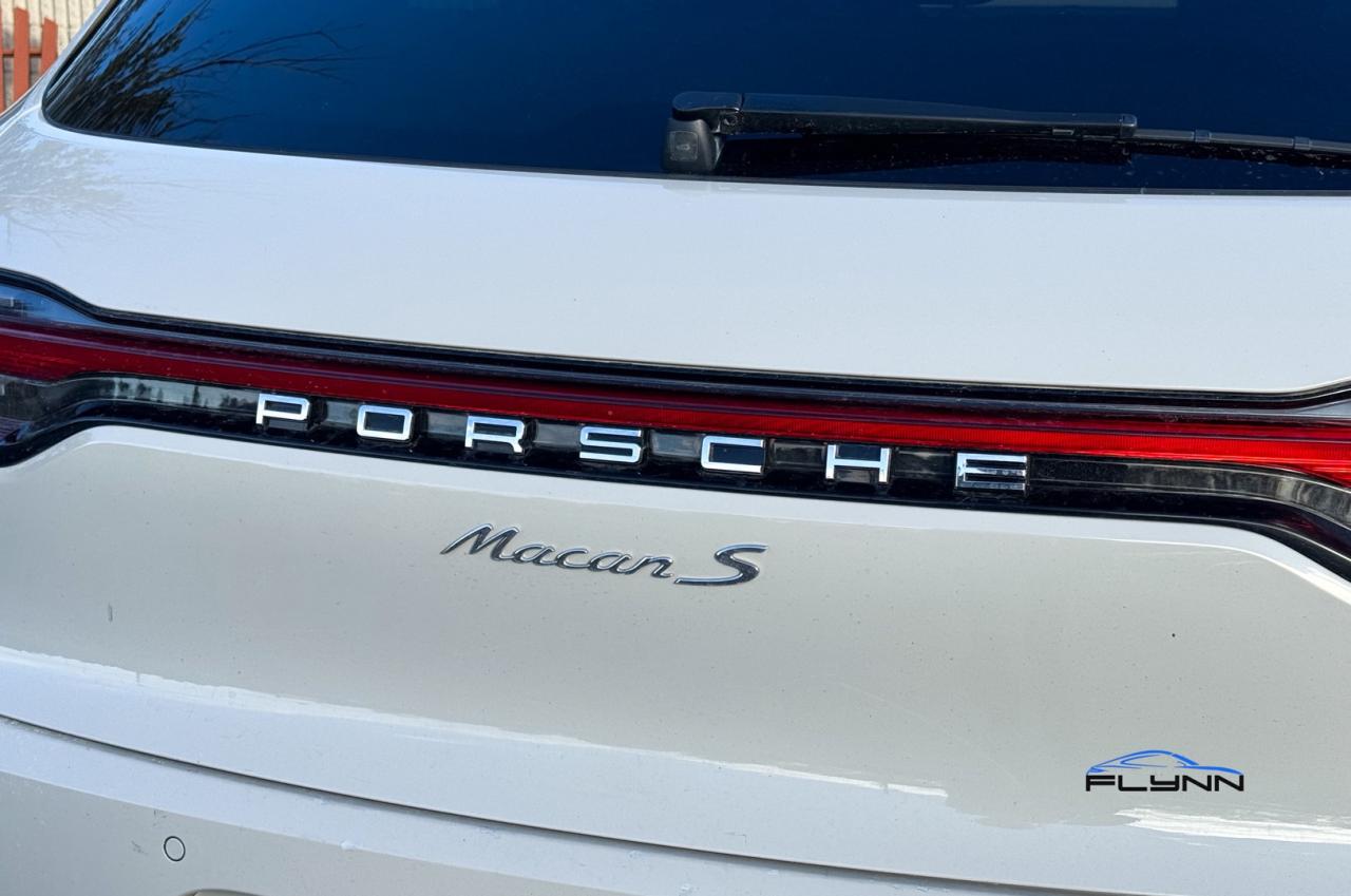 2020 Porsche Macan S CHALK, One Owner, Porsche Ext Warranty! Photo