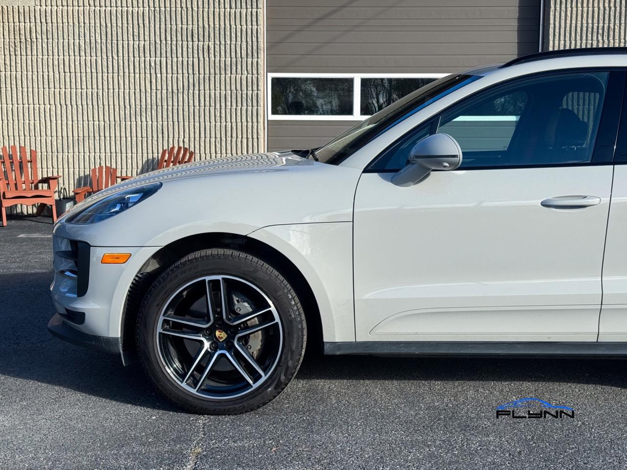 2020 Porsche Macan S CHALK, One Owner, Porsche Ext Warranty! Photo