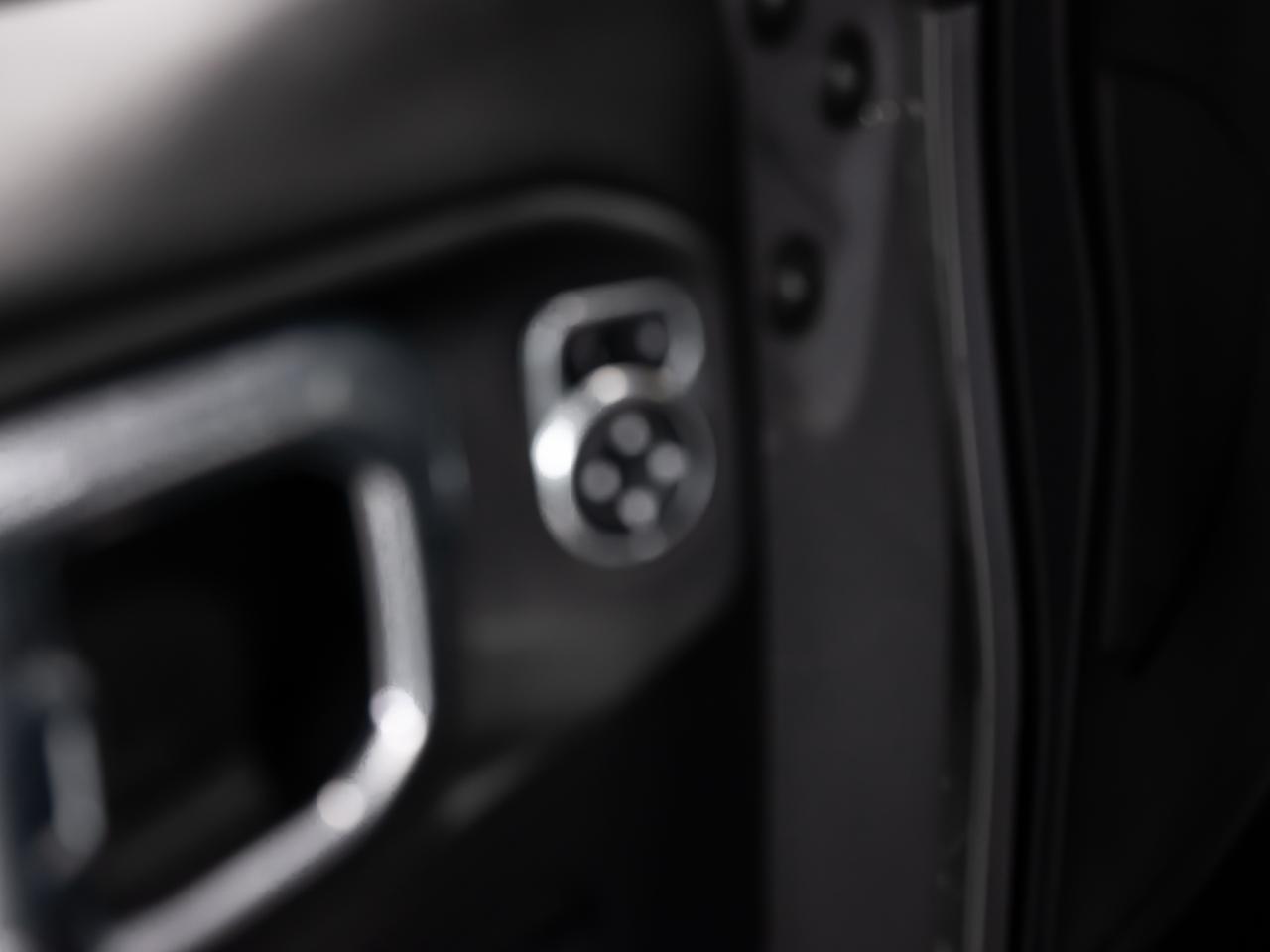 2021 Jeep Wrangler UNLIMITED ALTITUDE 4x4 NAVIGATION REAR VIEW CAMERA Photo