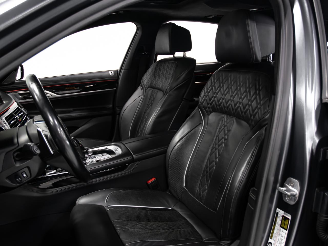 2019 BMW 7 Series 750i xDrive M SPORT HEADS UP BLIND SPOTS NAVI Photo