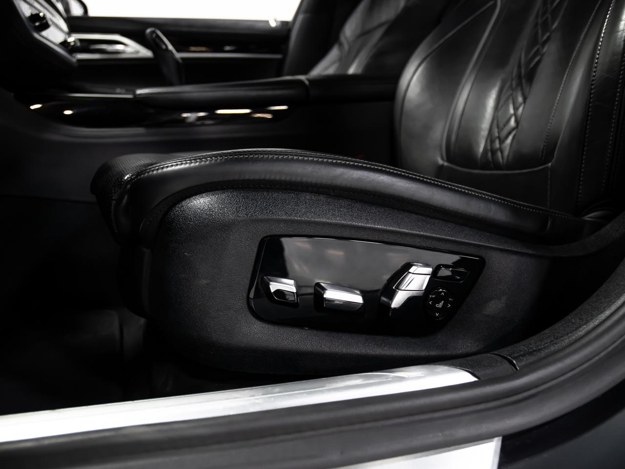 2019 BMW 7 Series 750i xDrive M SPORT EXECUTIVE PKG BLIND SPOTS Photo