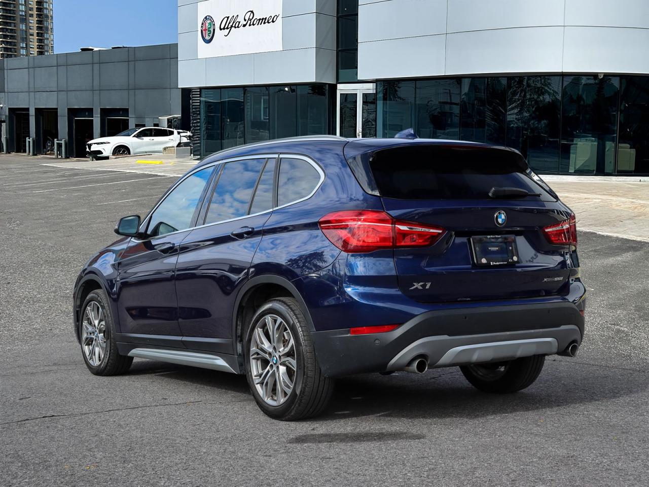 2019 BMW X1 xDrive28i Photo