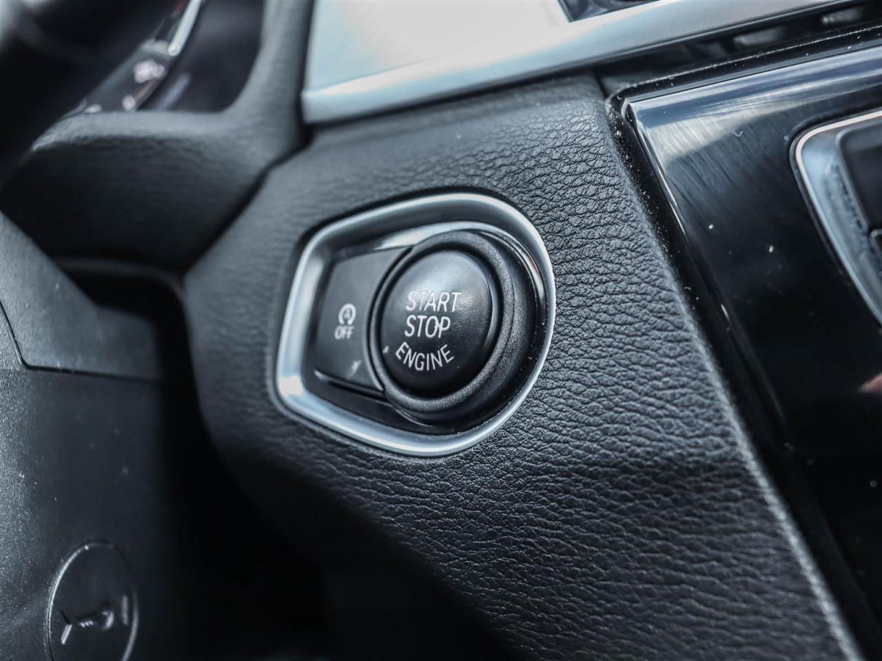 2019 BMW X1 xDrive28i Photo