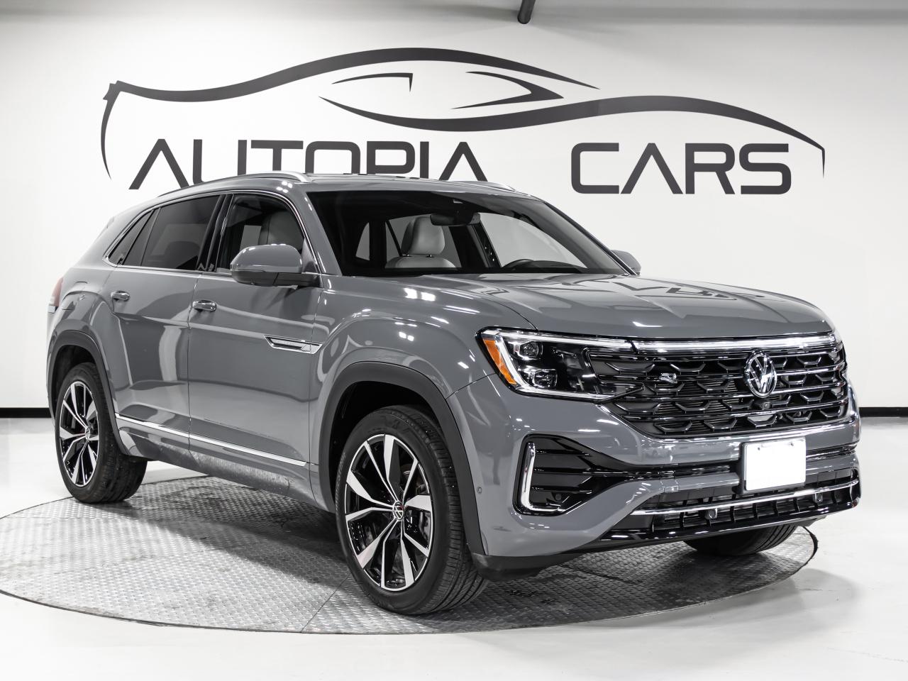 2024 Volkswagen Atlas Cross Sport EXECLINE 2.0 TSI 4MOTION R LINE HEADS UP NAVI Photo2
