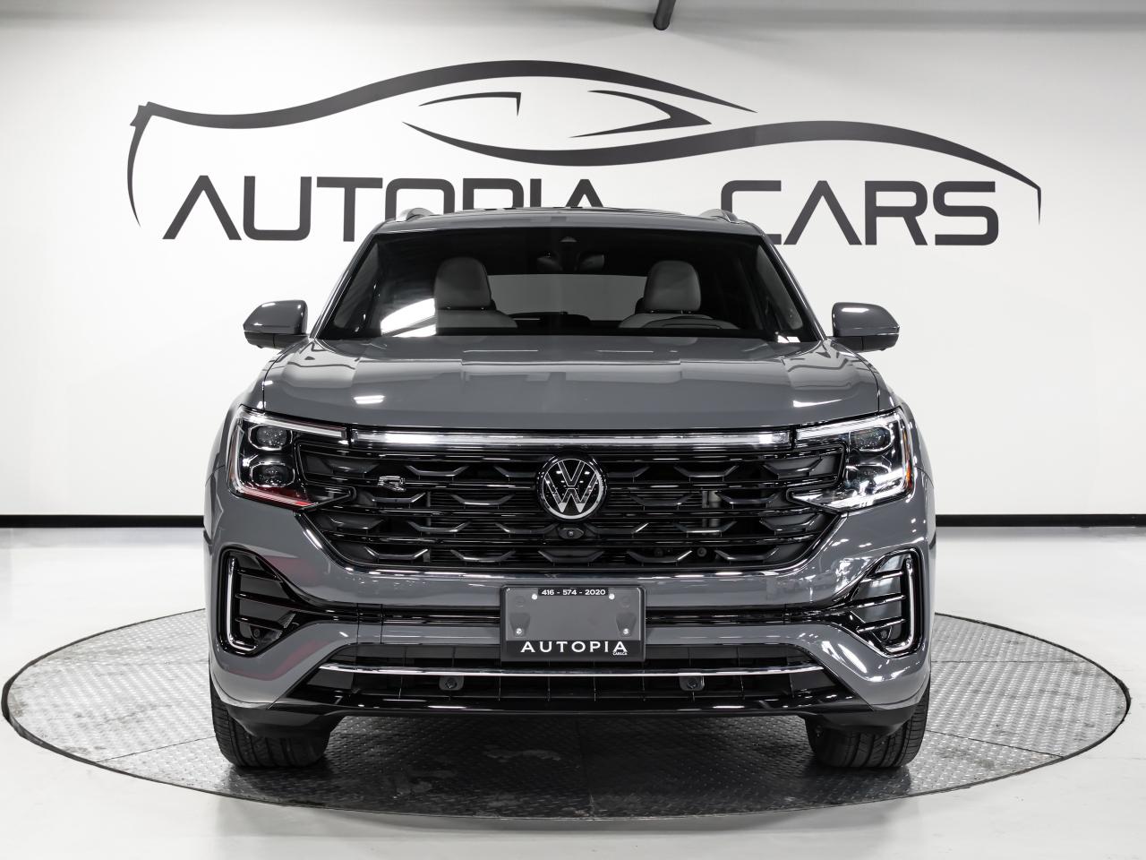 2024 Volkswagen Atlas Cross Sport EXECLINE 2.0 TSI 4MOTION R LINE HEADS UP NAVI Photo