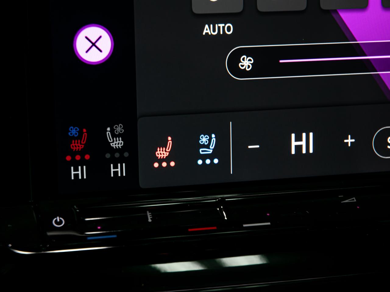 2024 Volkswagen Atlas Cross Sport EXECLINE 2.0 TSI 4MOTION R LINE HEADS UP NAVI Photo