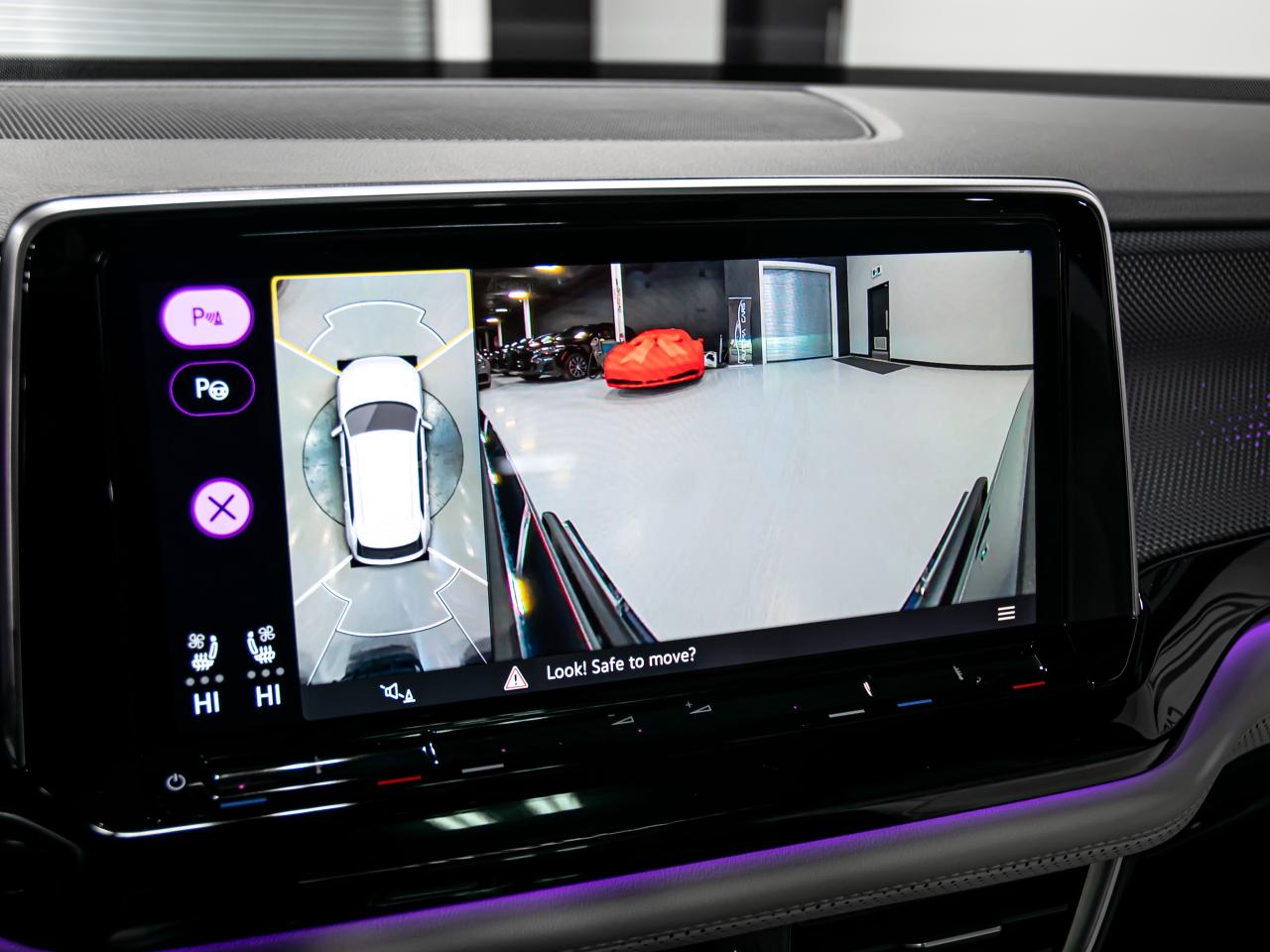 2024 Volkswagen Atlas Cross Sport EXECLINE 2.0 TSI 4MOTION R LINE HEADS UP NAVI Photo