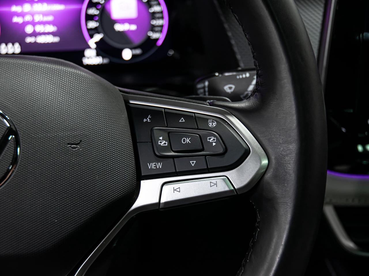 2024 Volkswagen Atlas Cross Sport EXECLINE 2.0 TSI 4MOTION R LINE HEADS UP NAVI Photo