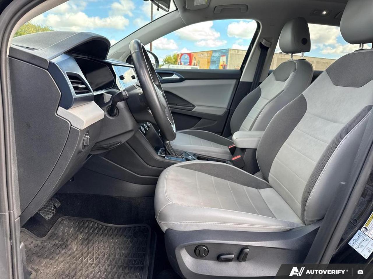 2022 Volkswagen Taos Comfortline BACKUP CAM   BLUETOOTH   HTD SEATS   K Photo