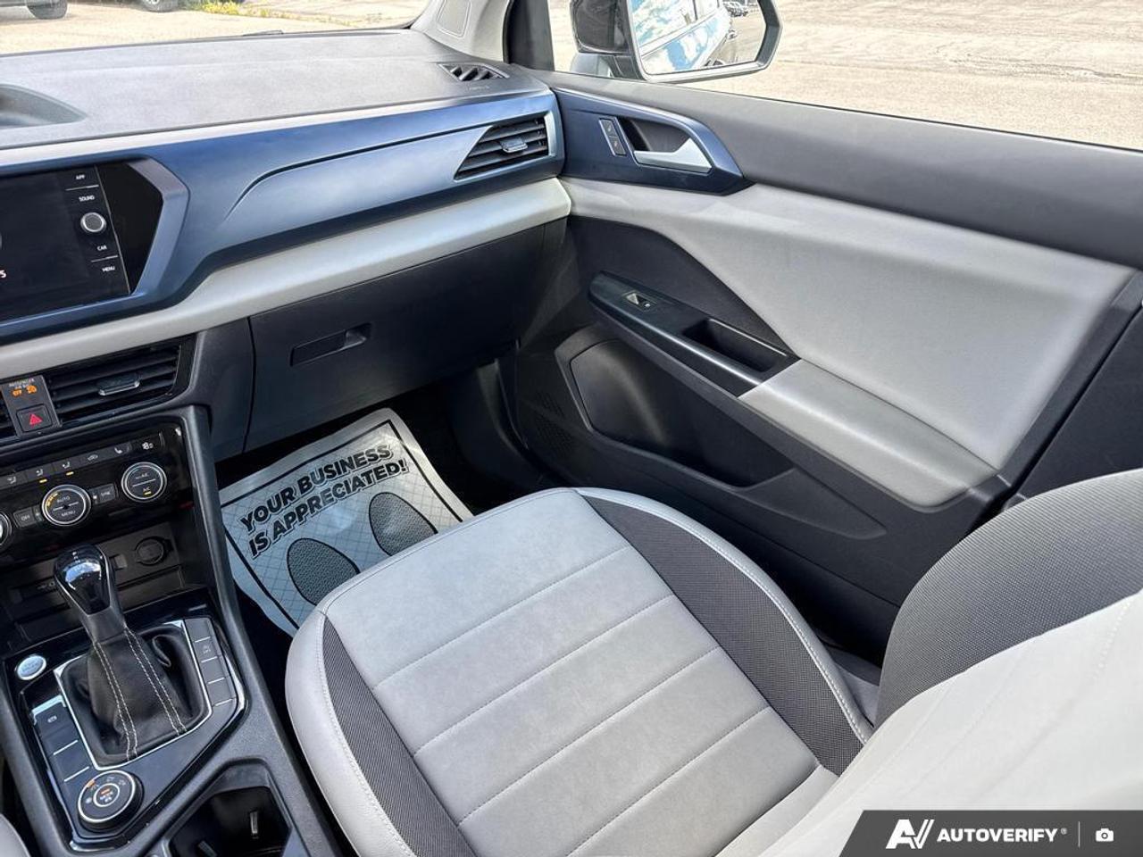 2022 Volkswagen Taos Comfortline BACKUP CAM   BLUETOOTH   HTD SEATS   K Photo