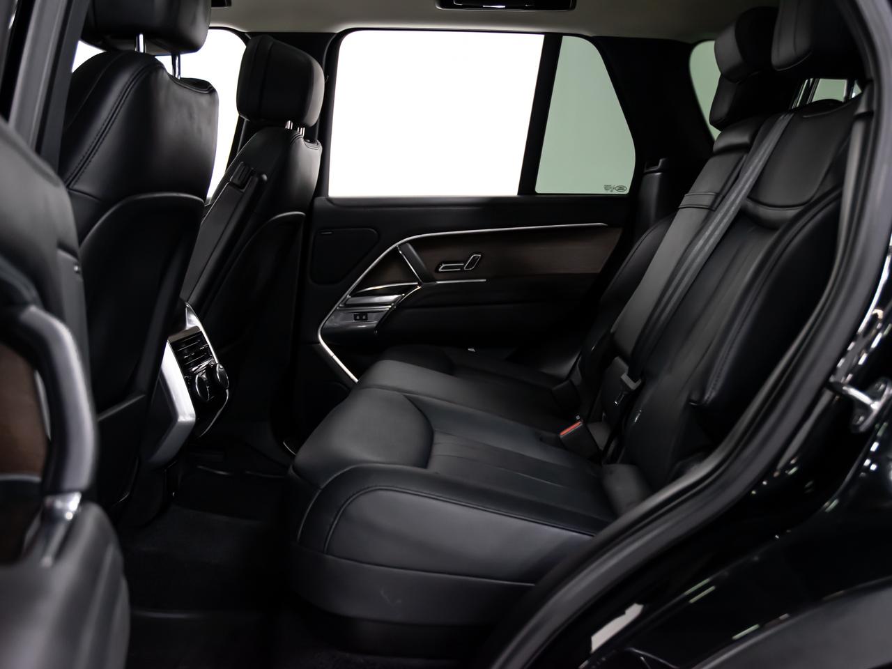 2023 Land Rover Range Rover P530 SE SWB 3D CAMERA NAVIGATION BLIN SPOTS Photo