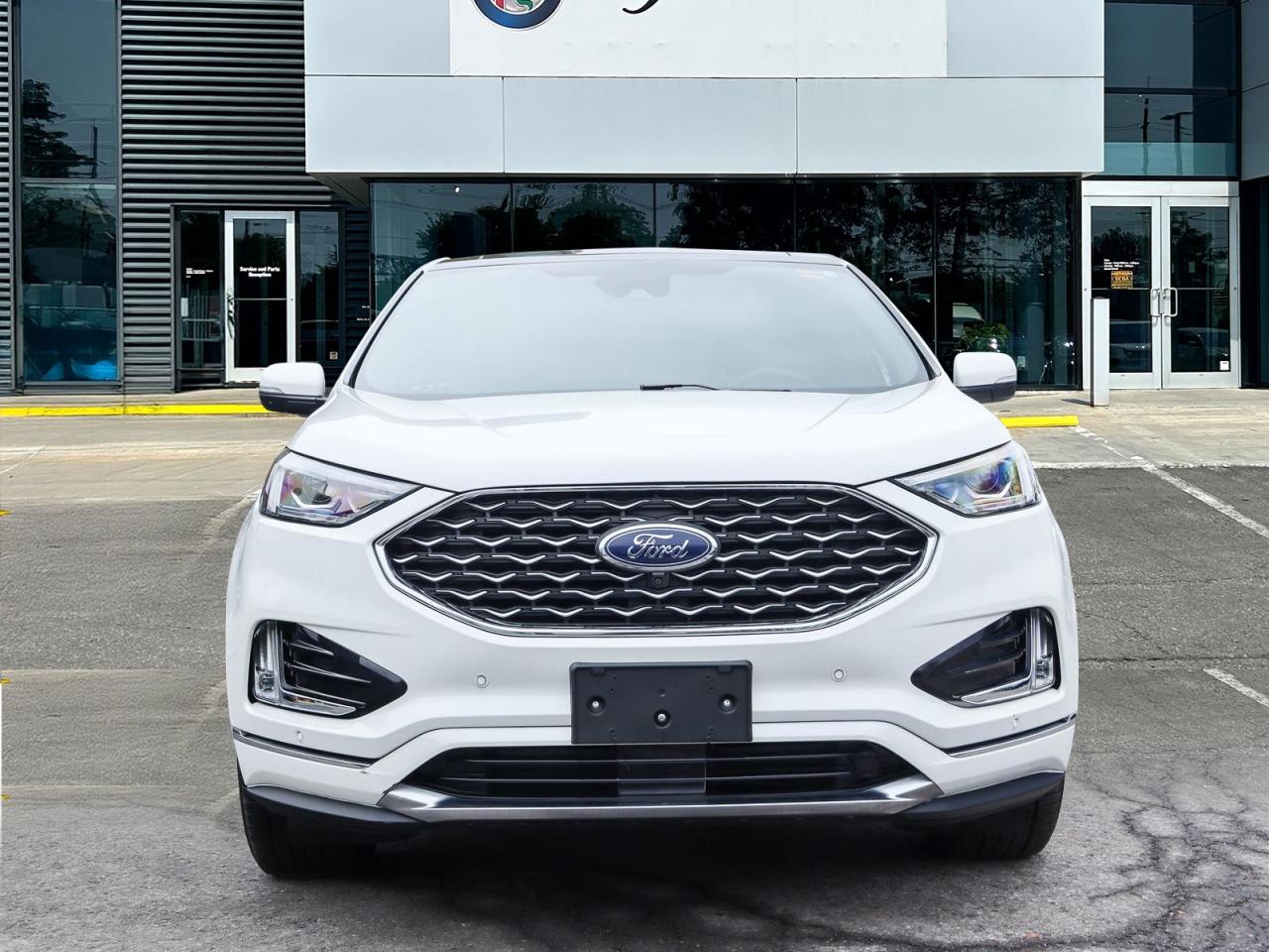 2022 Ford Edge Titanium AWD Photo