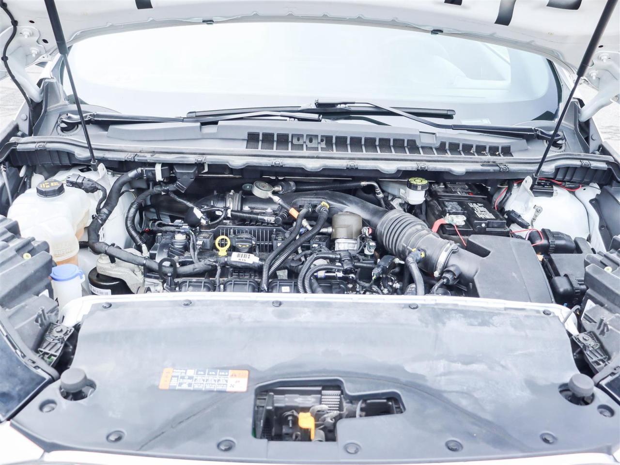 2022 Ford Edge Titanium AWD Photo