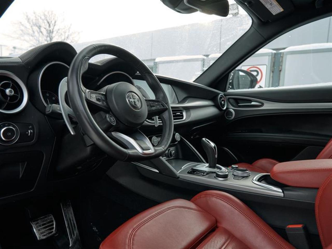 2023 Alfa Romeo Stelvio TI AWD Photo