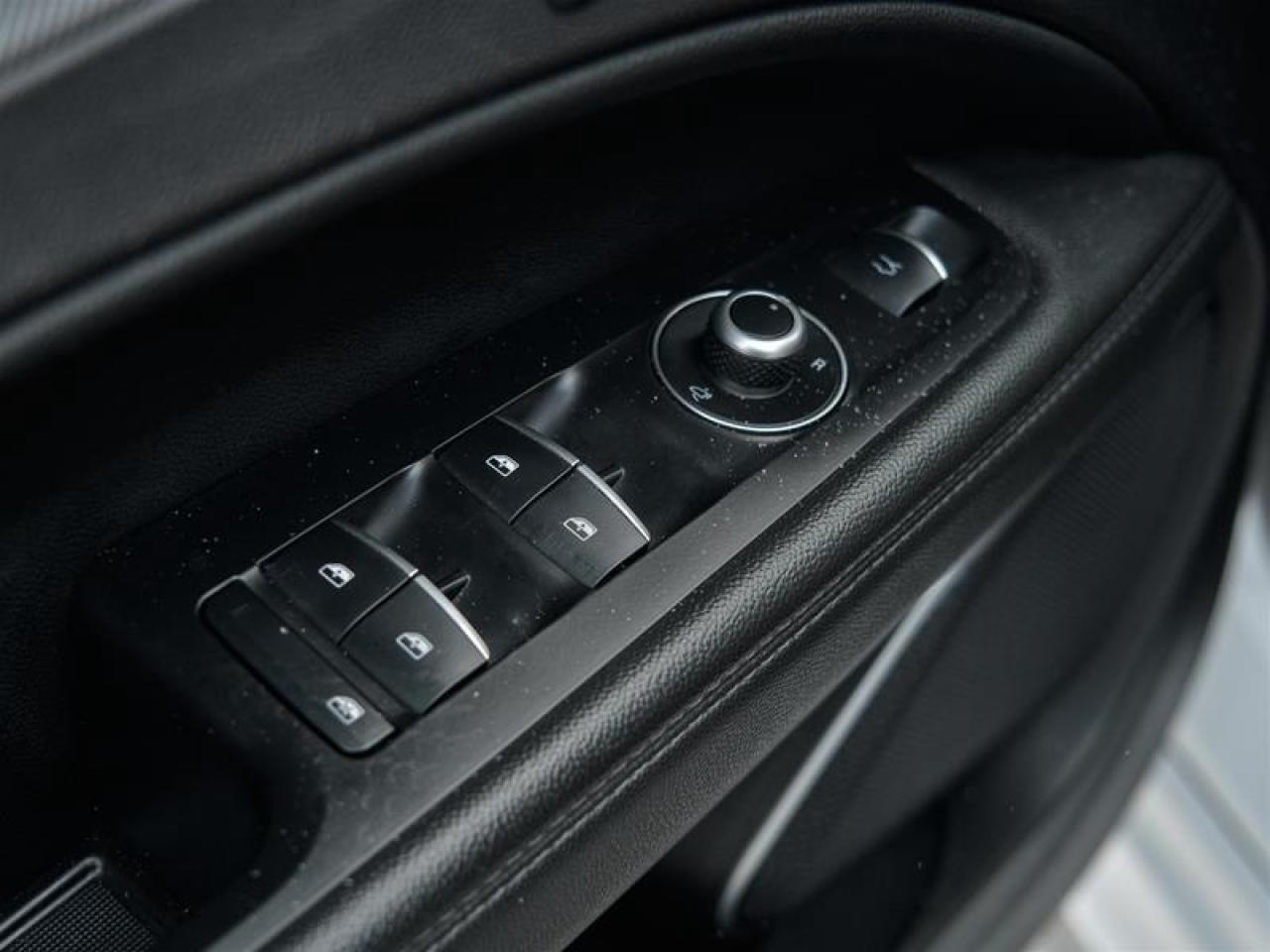 2023 Alfa Romeo Stelvio TI AWD Photo