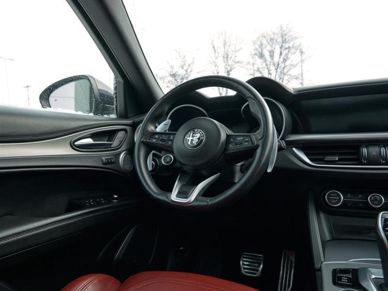 2023 Alfa Romeo Stelvio TI AWD Photo