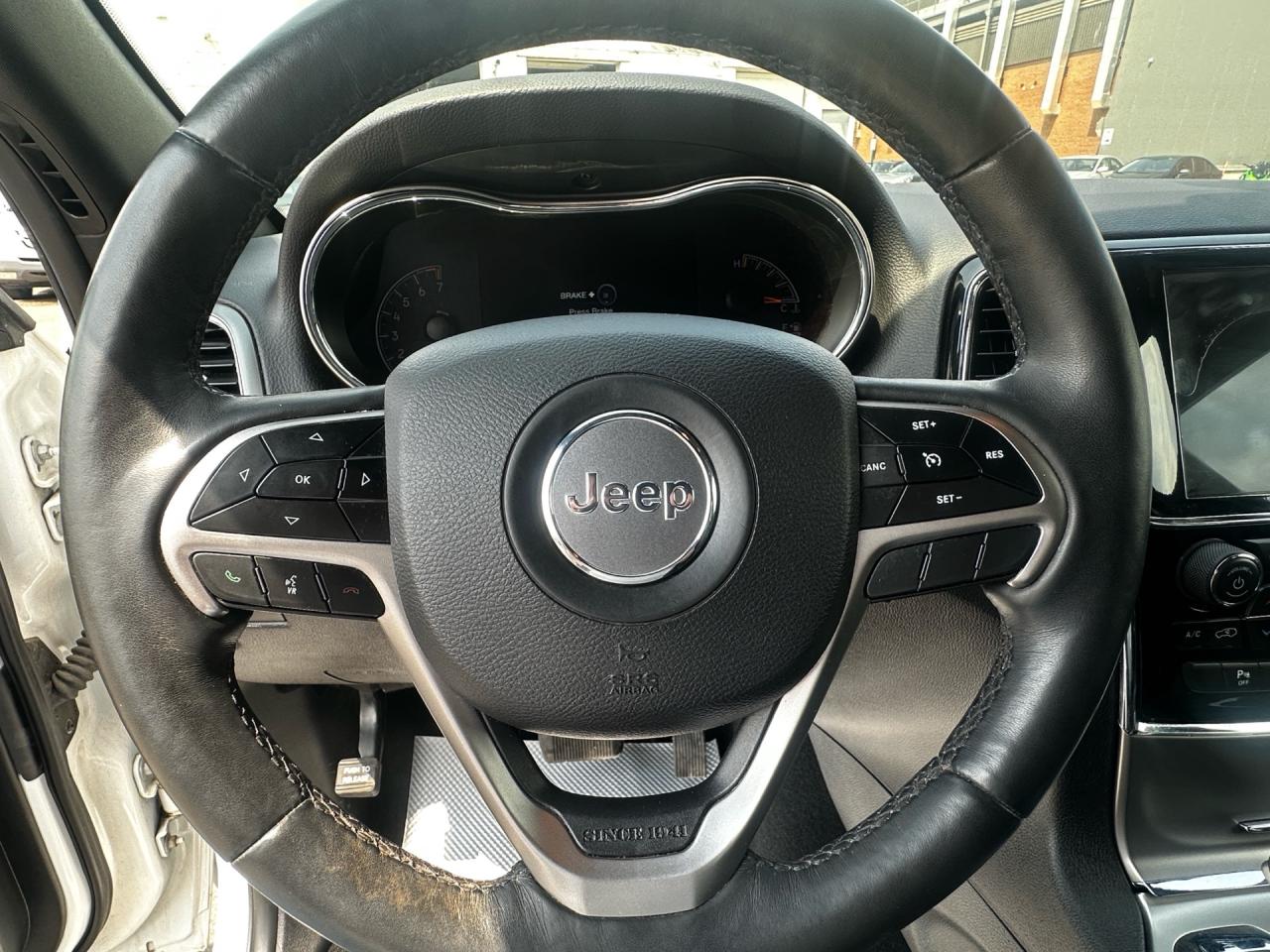 2019 Jeep Grand Cherokee Limited ~ 4WD ~ LEATHER ~ NAVIGATION ~ CERTIFIED Photo